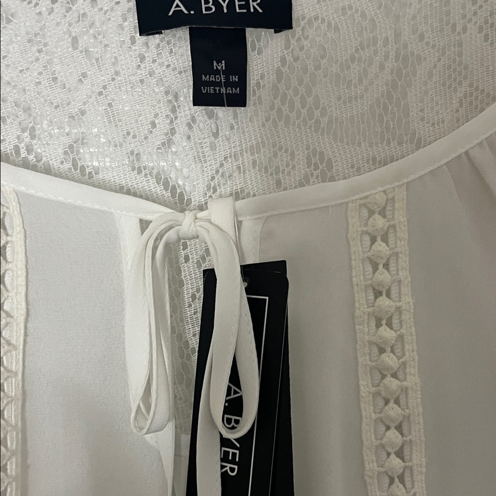 NWT. A. Byer Cream Lace Accent Blouse - Picture 2 of 4
